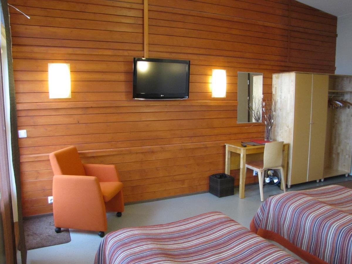 Jokiniemen Matkailu Hotell Alapitkä Exteriör bild