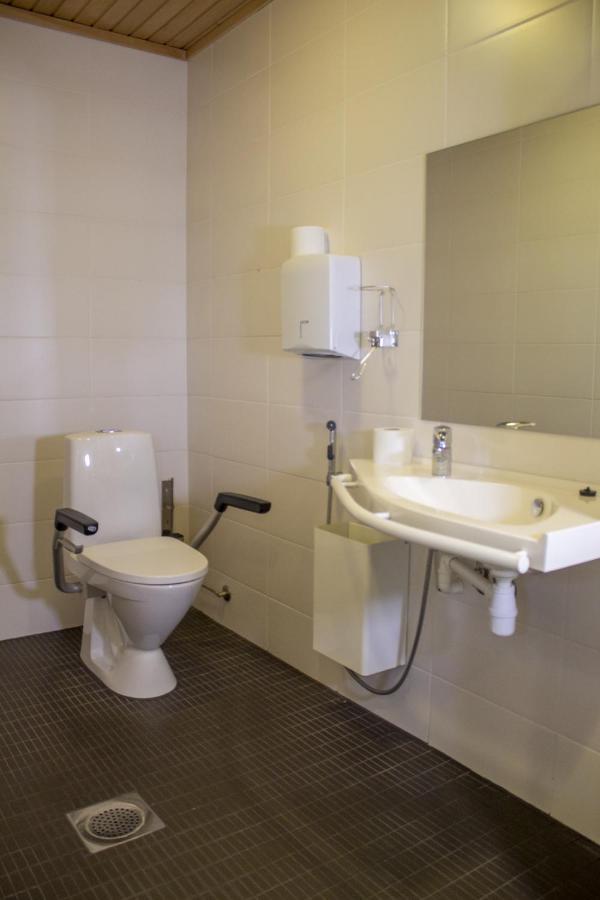 Jokiniemen Matkailu Hotell Alapitkä Exteriör bild