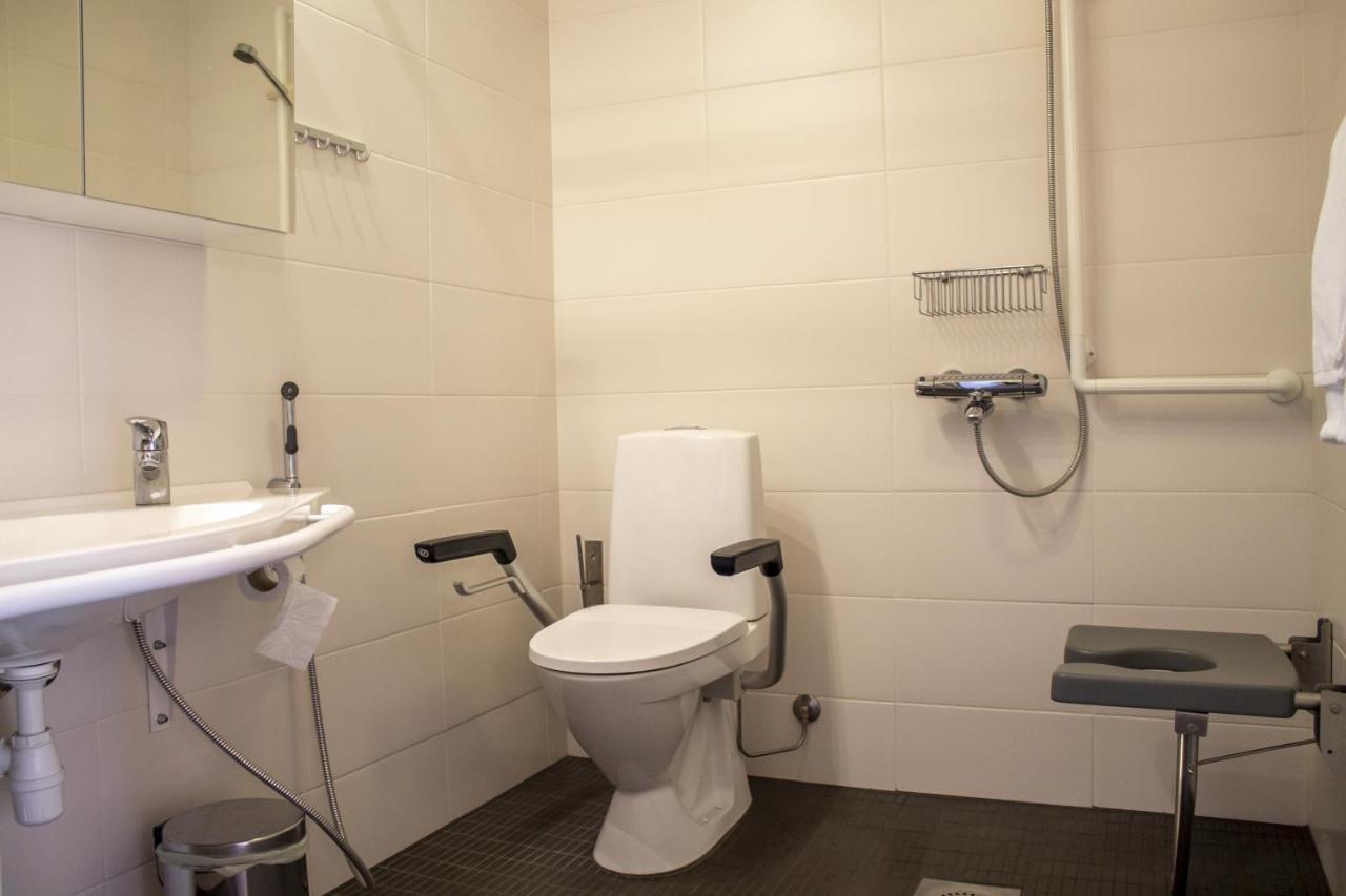 Jokiniemen Matkailu Hotell Alapitkä Exteriör bild