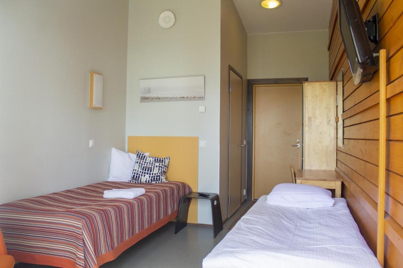 Jokiniemen Matkailu Hotell Alapitkä Exteriör bild