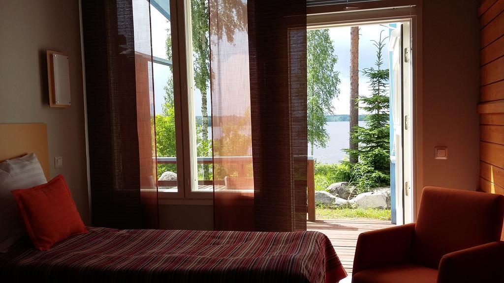 Jokiniemen Matkailu Hotell Alapitkä Exteriör bild